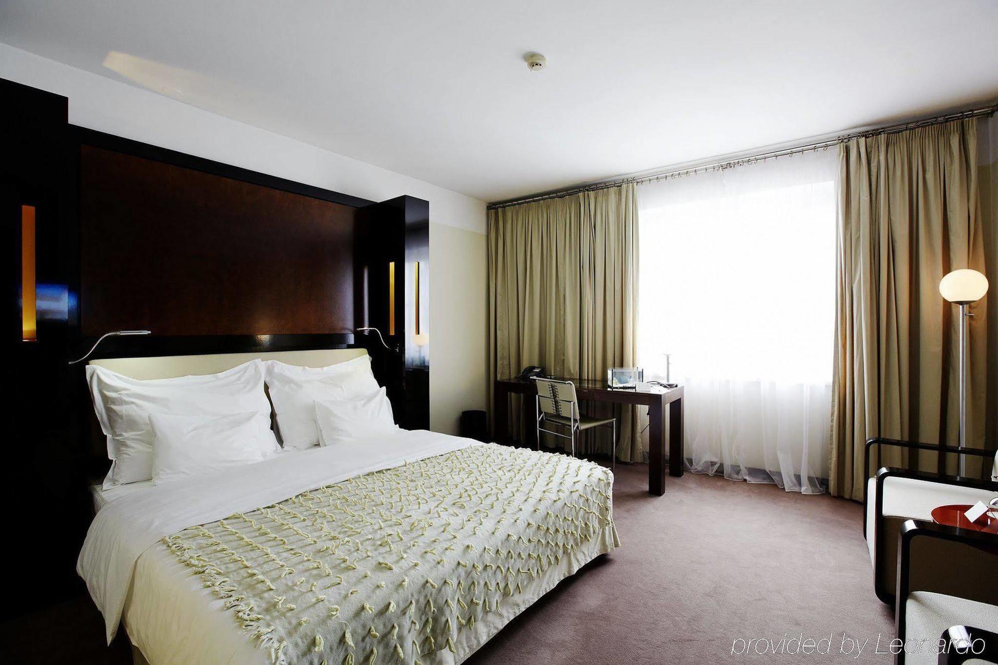 Maximilian Hotel