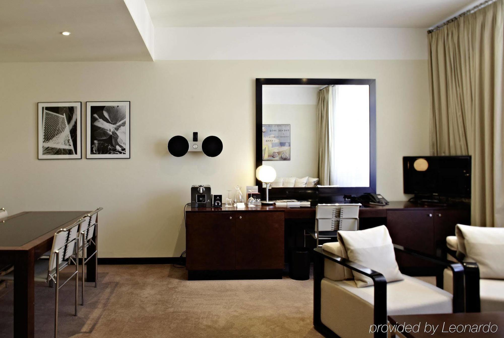 Maximilian Hotel 4*