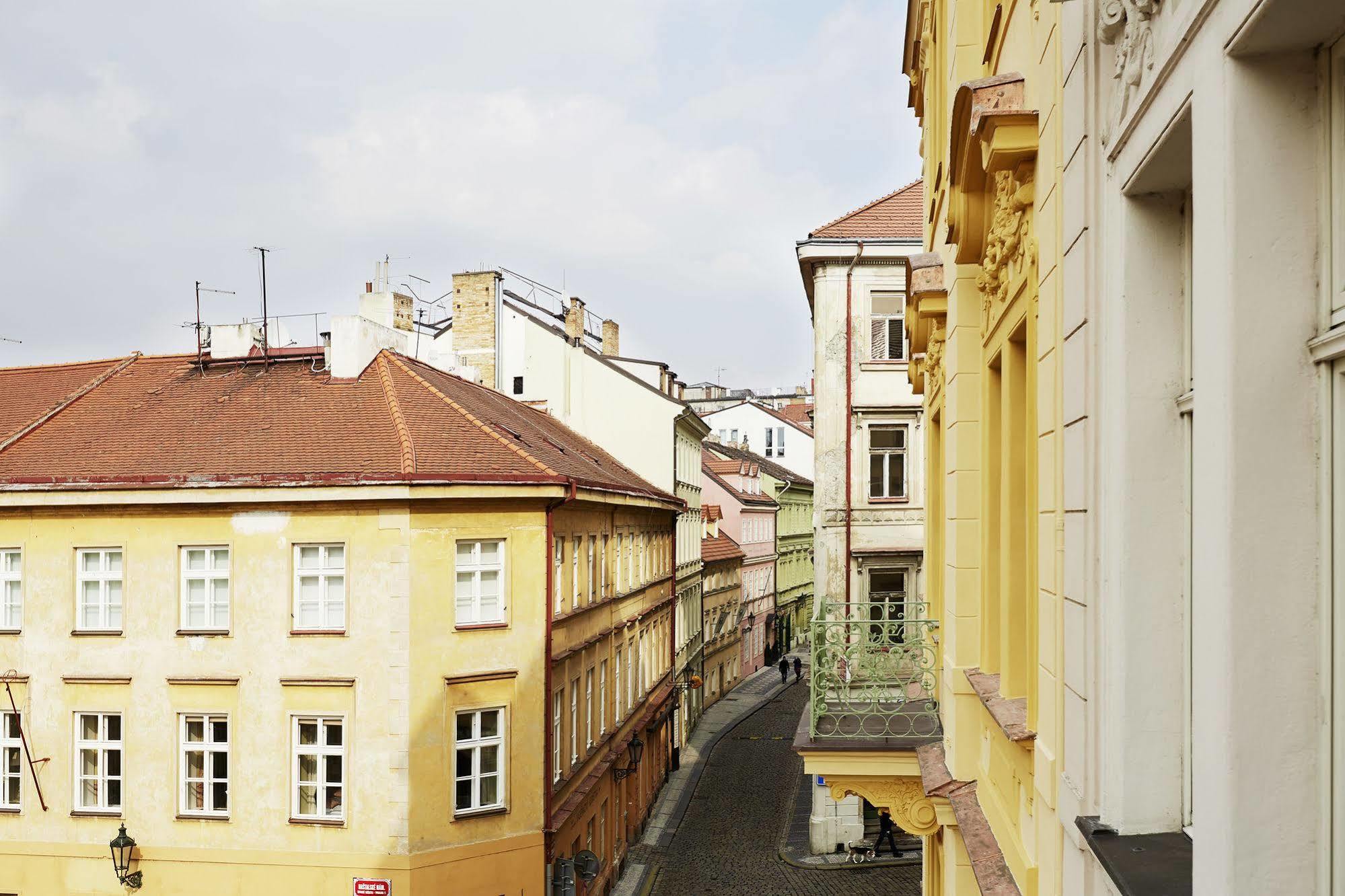 Maximilian 4* Prague